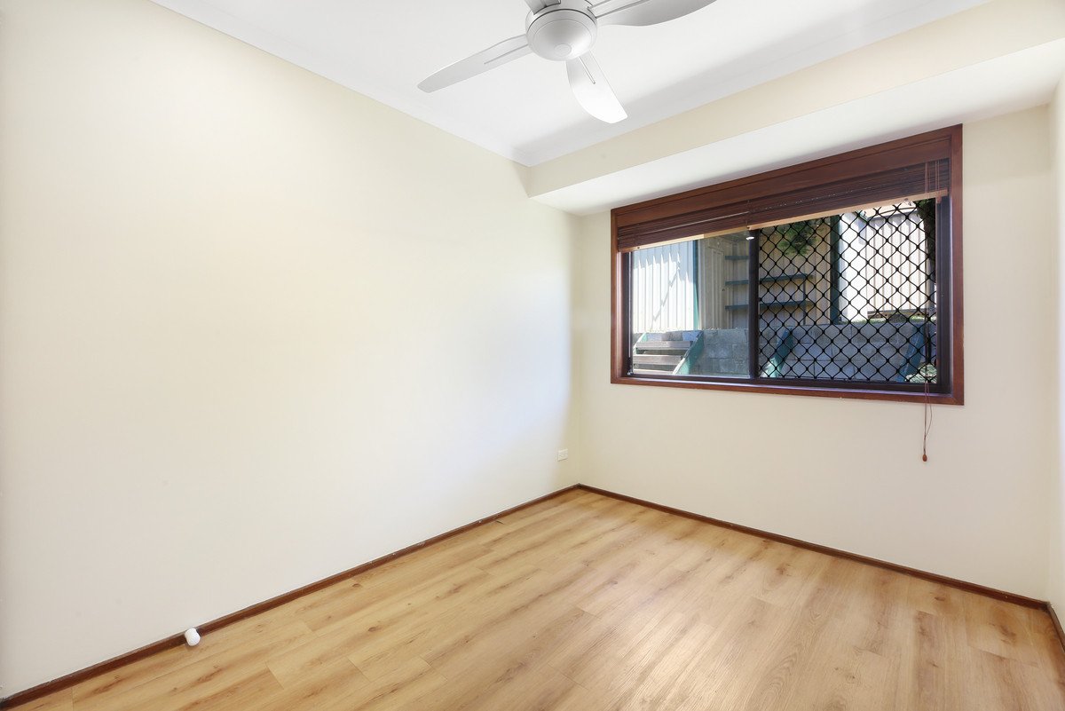 2/10 Botanical Drive Labrador 12