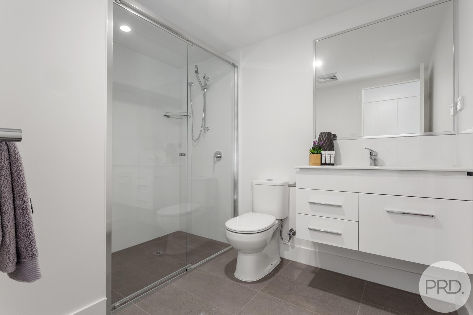 2/10 Botany Street CLAYFIELD 5