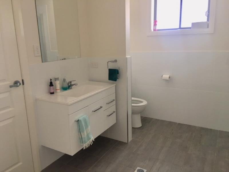 2/10 Brewery Lane TAMWORTH 3