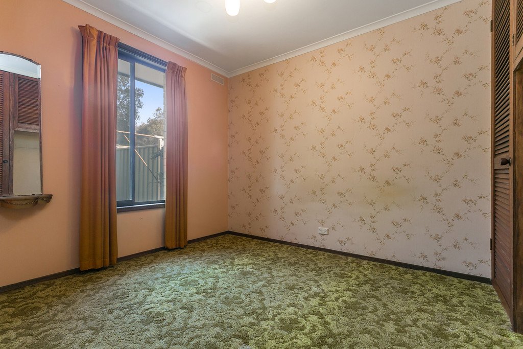 2/10 Button Street STRATHDALE 6
