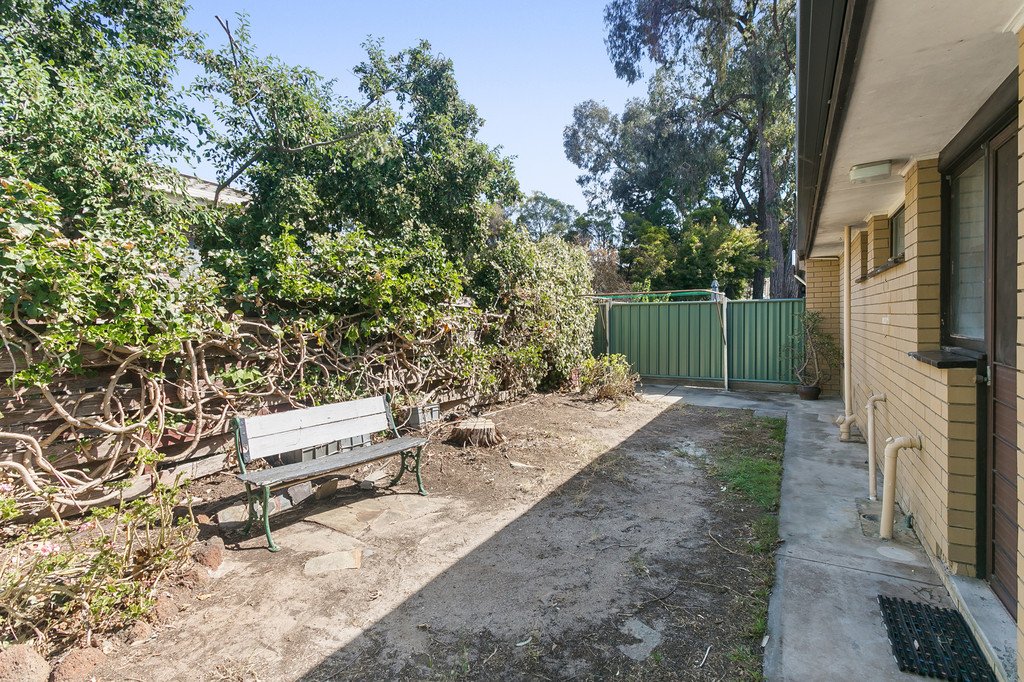 2/10 Button Street STRATHDALE 8