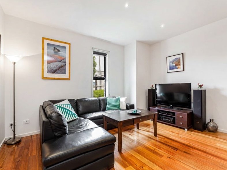 Gallery: 2/10 Cala Street