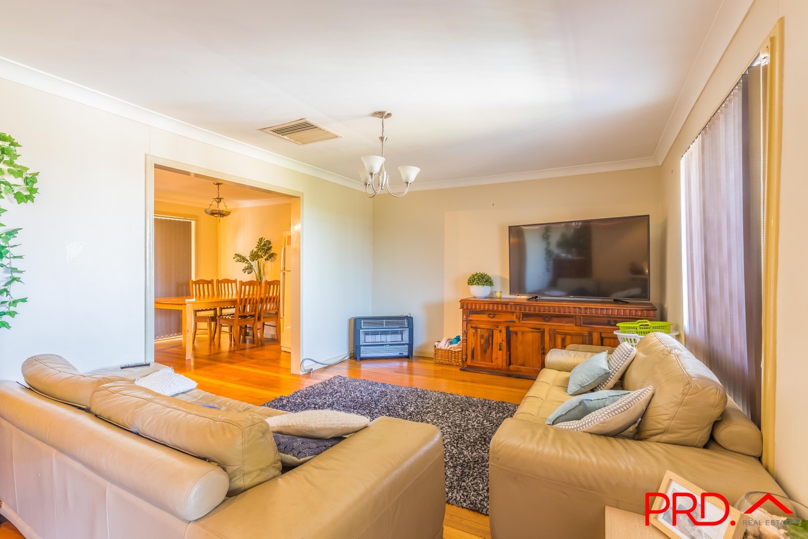 210 Carthage Street TAMWORTH 4