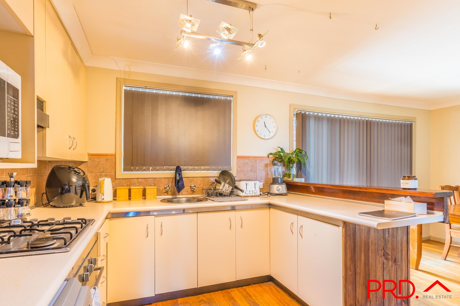 210 Carthage Street TAMWORTH 7