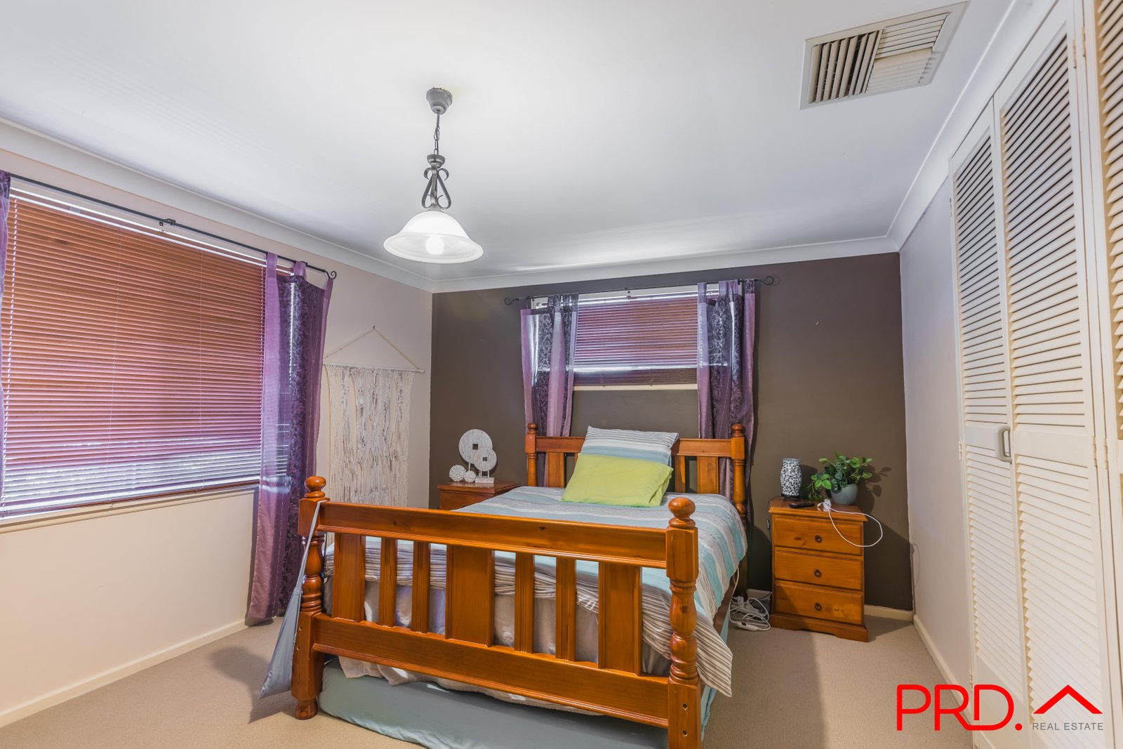 210 Carthage Street TAMWORTH 11