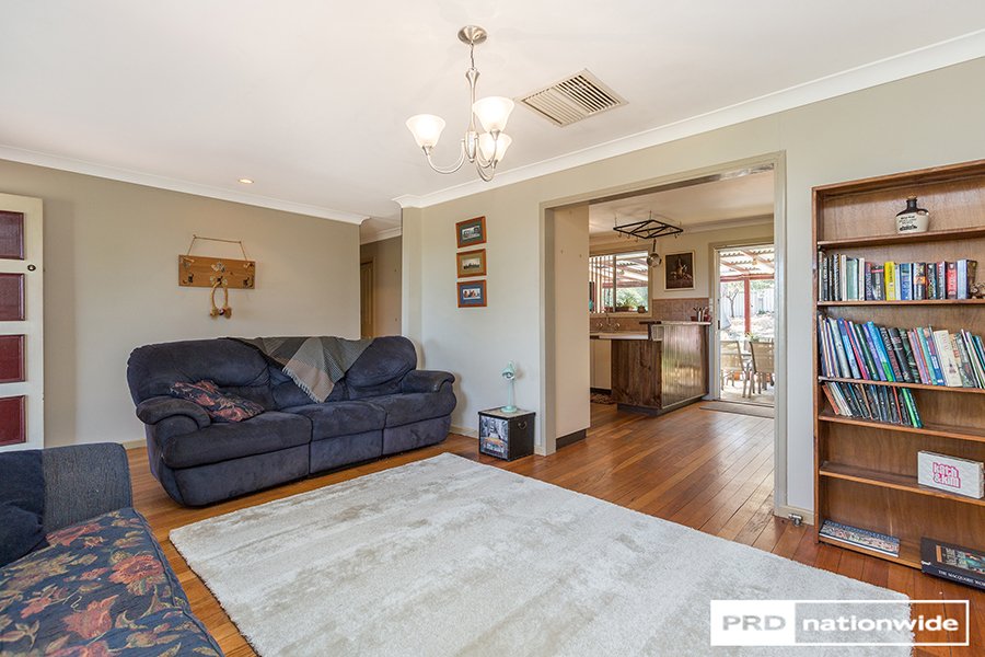 210 Carthage Street TAMWORTH 9