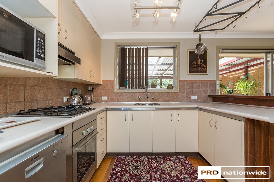 210 Carthage Street TAMWORTH 11