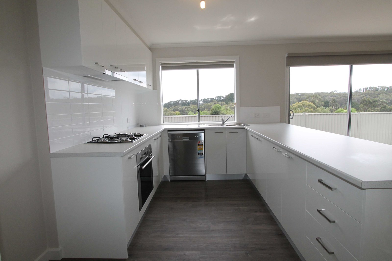 2/10 Chiara Court BROWN HILL 2