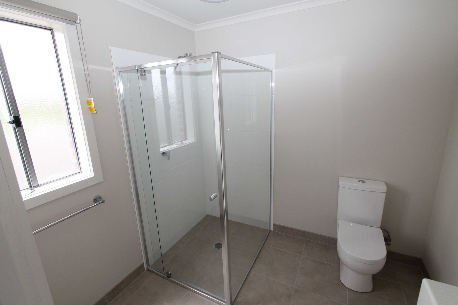 2/10 Chiara Court BROWN HILL 5