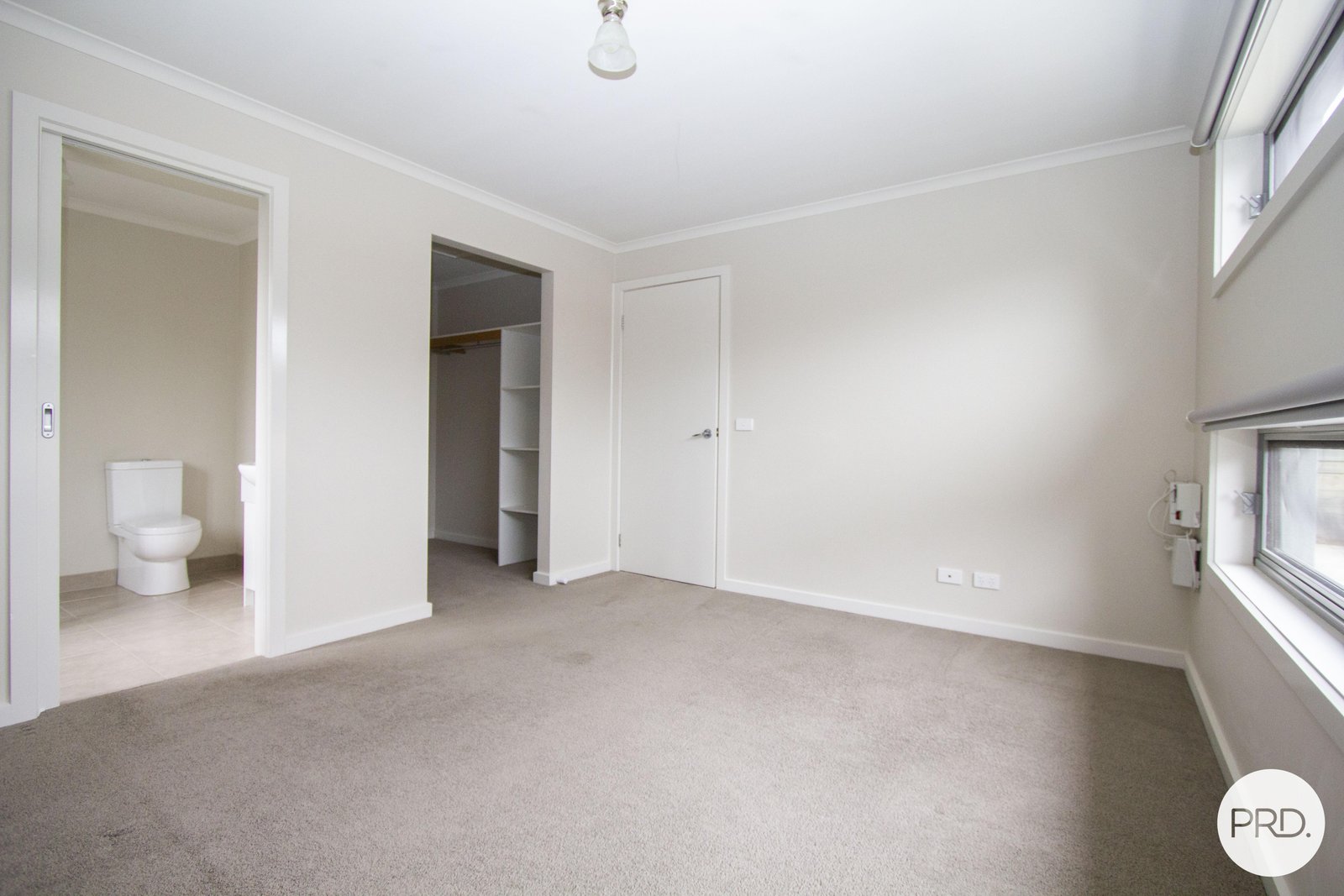 2/10 Chiara Court BROWN HILL 7