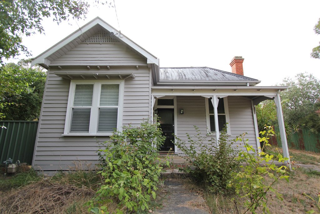 210 Clyde Street SOLDIERS HILL 1