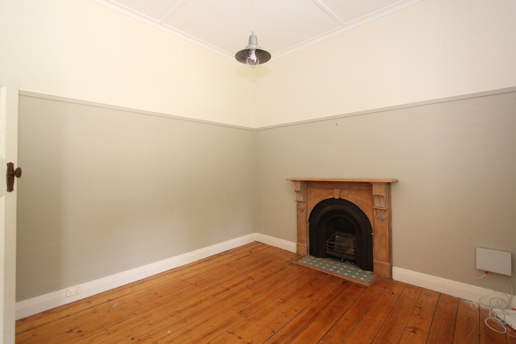 210 Clyde Street SOLDIERS HILL 8