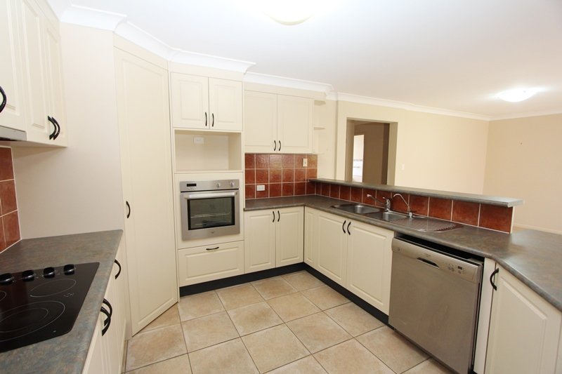 210 Crestwood Drive MOLENDINAR 3