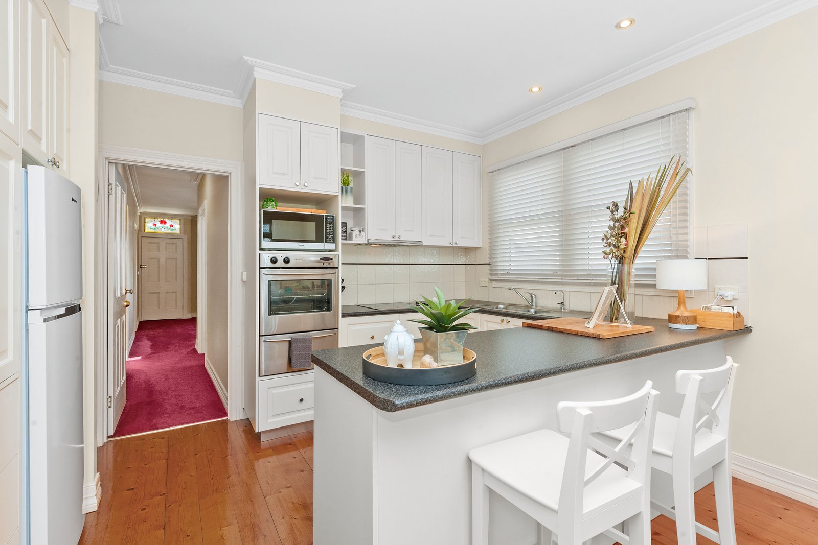 Gallery: 210 Dawson Street South