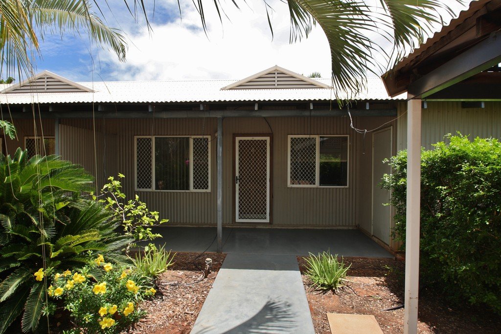 2/10 De Pledge Drive CABLE BEACH 1