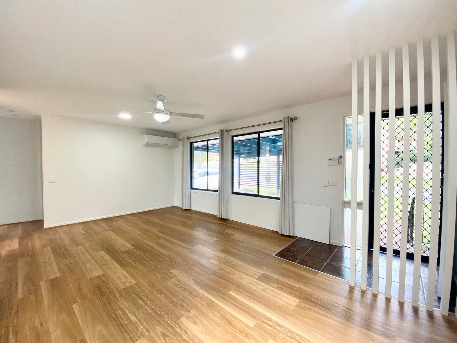 2/10 Dixon Drive NELSON BAY 3