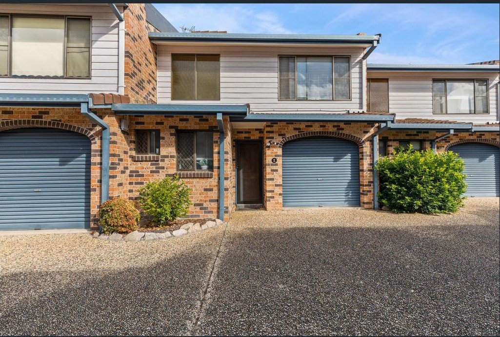 2/10 Elizabeth Street COFFS HARBOUR 1