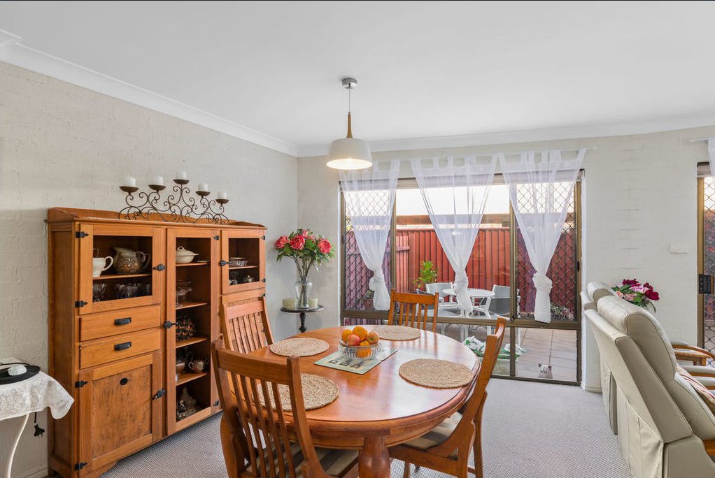 2/10 Elizabeth Street COFFS HARBOUR 2