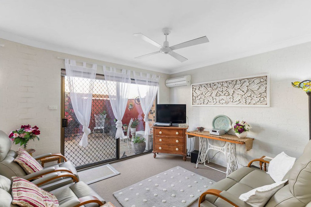 2/10 Elizabeth Street COFFS HARBOUR 4