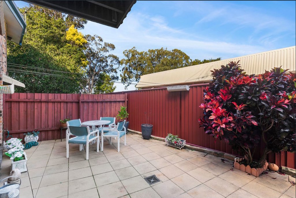 2/10 Elizabeth Street COFFS HARBOUR 8