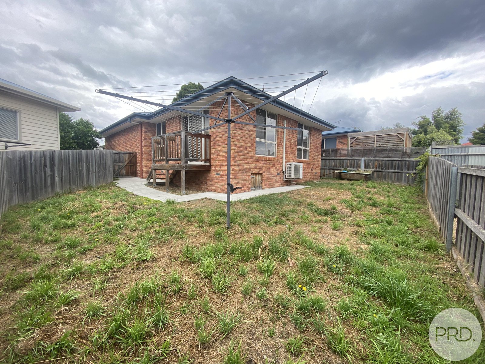 2/10 Fenwick Court DERWENT PARK 12