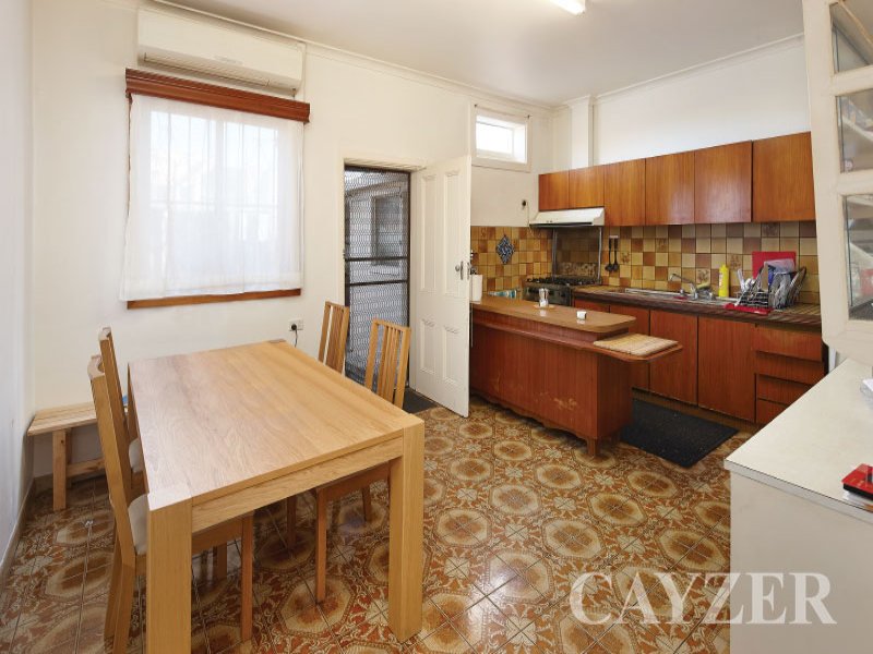 Gallery: 210 Ferrars Street