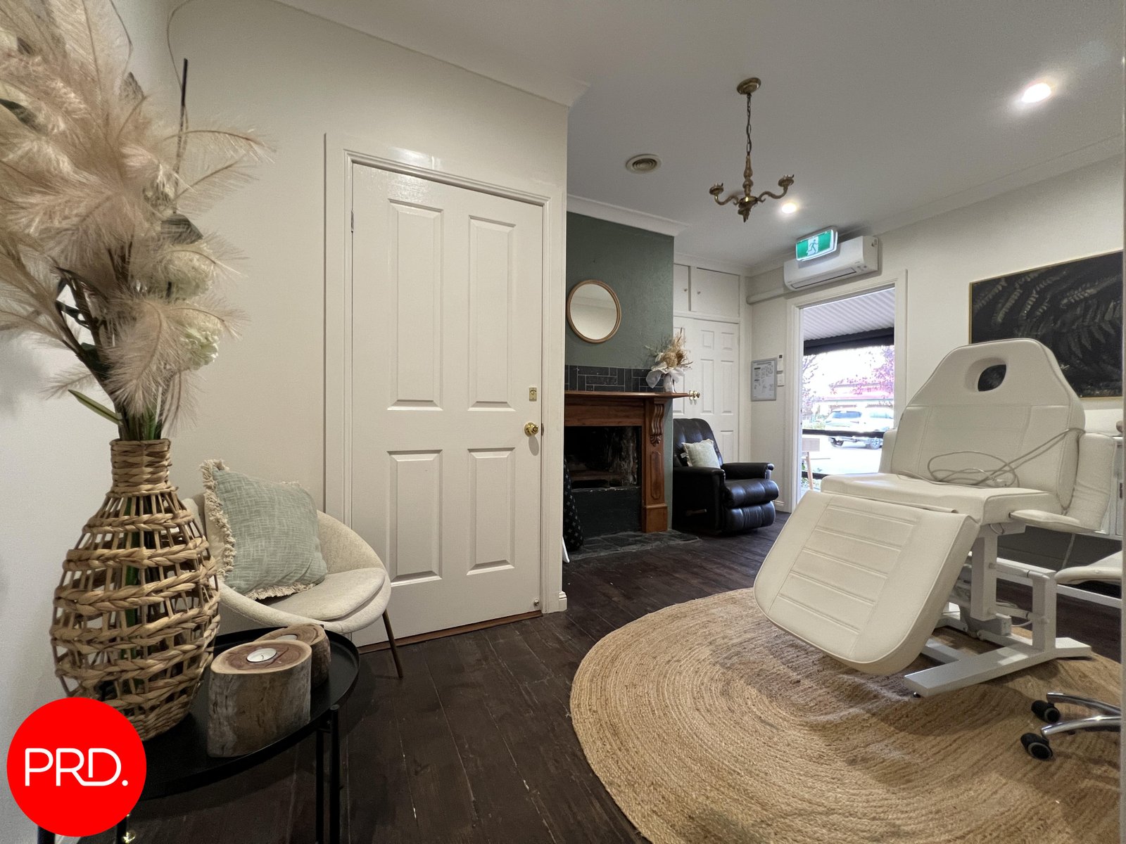 2/10 Gibraltar Street BUNGENDORE 2