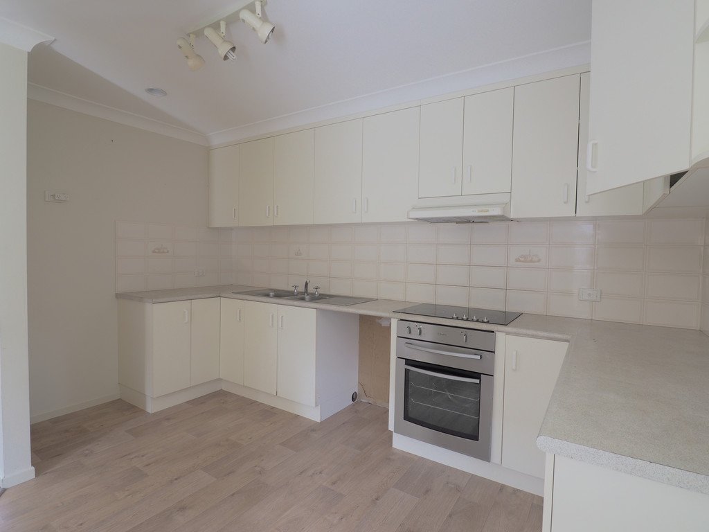 2/10 Gordon Street COFFS HARBOUR 5