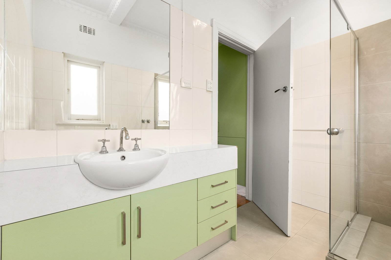 Gallery: 2/10 Havelock Street