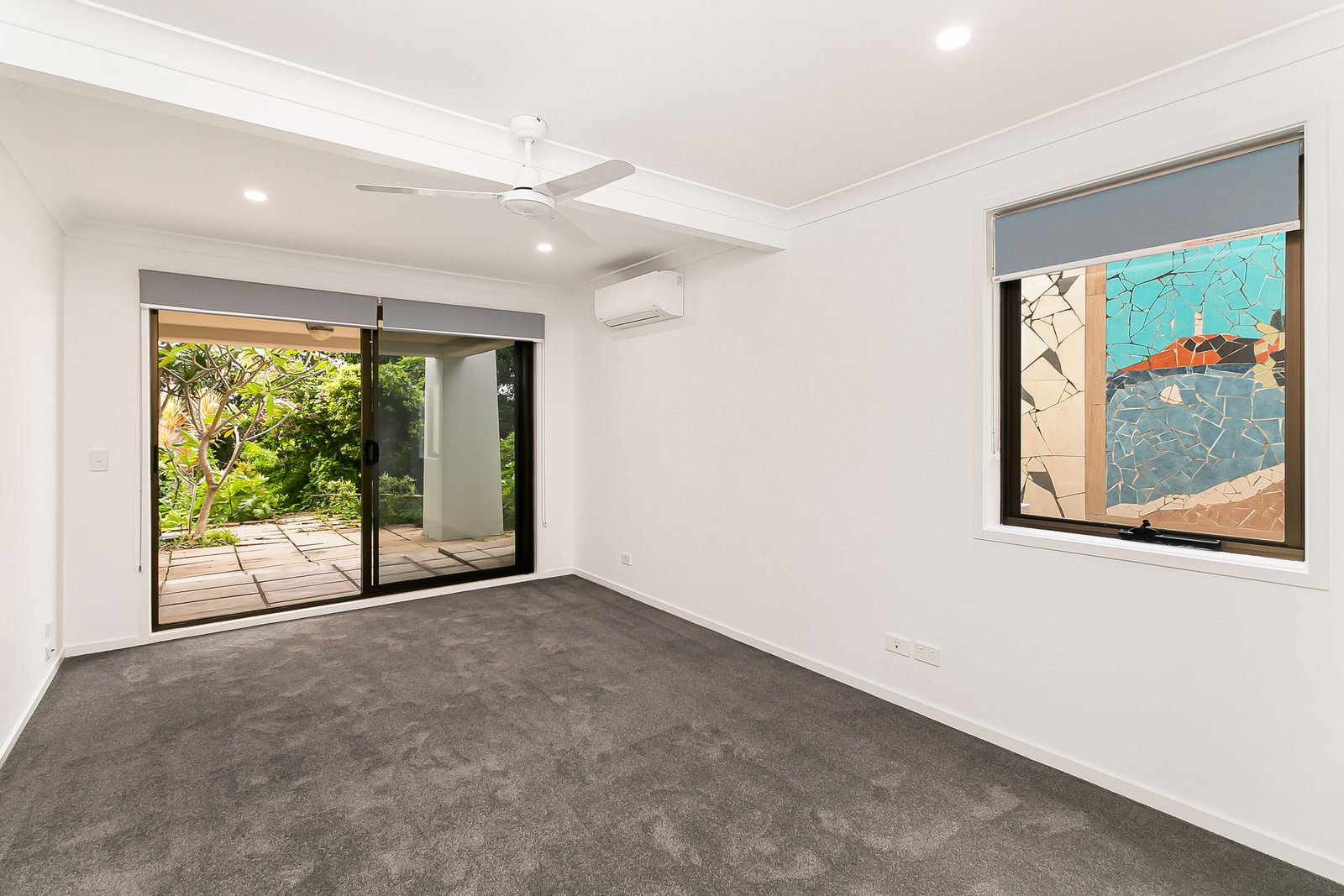 2/10 Hungerford Lane KINGSCLIFF 8