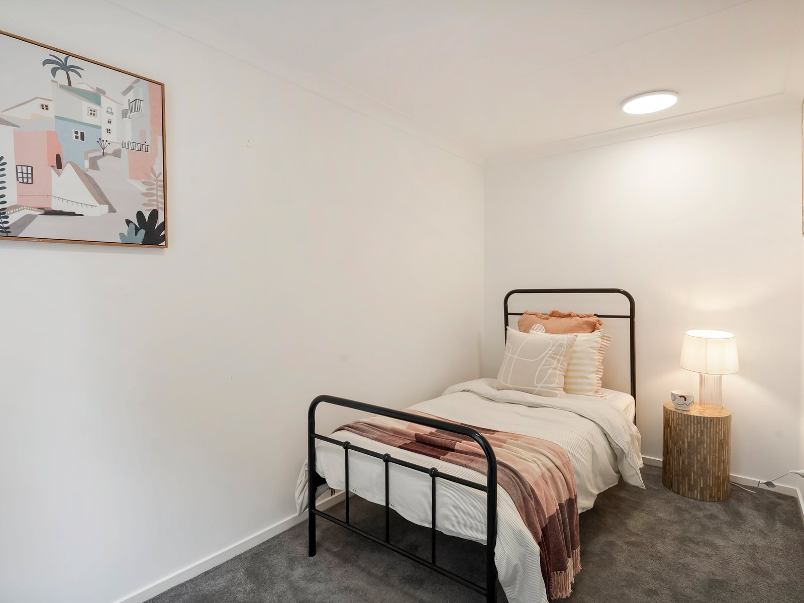 2/10 Hungerford Lane KINGSCLIFF 14