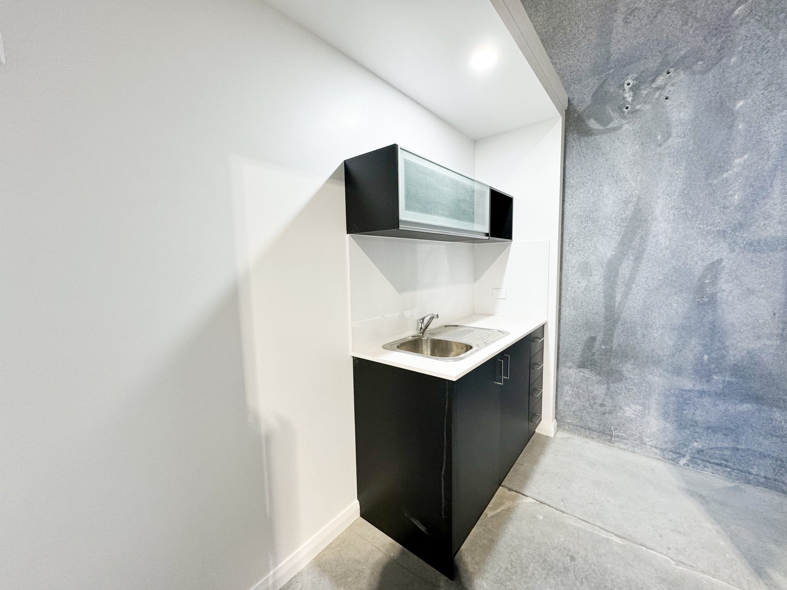 2/10 Innovation Close TAYLORS BEACH 9