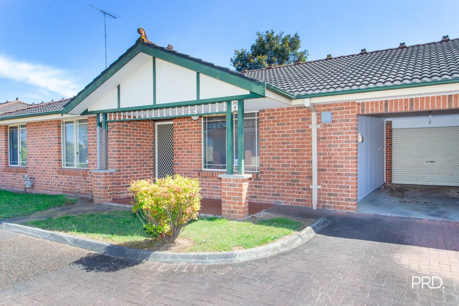 2/10 Ivory Place Richmond 1
