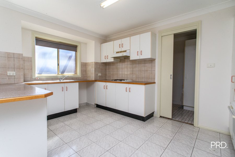 2/10 Ivory Place Richmond 3