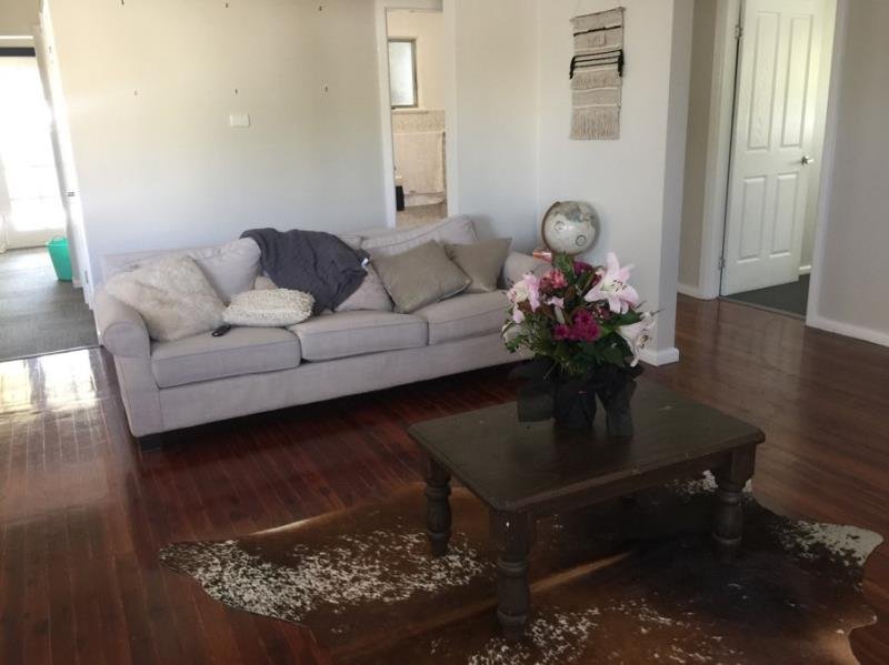 210 Johnston Street TAMWORTH 3