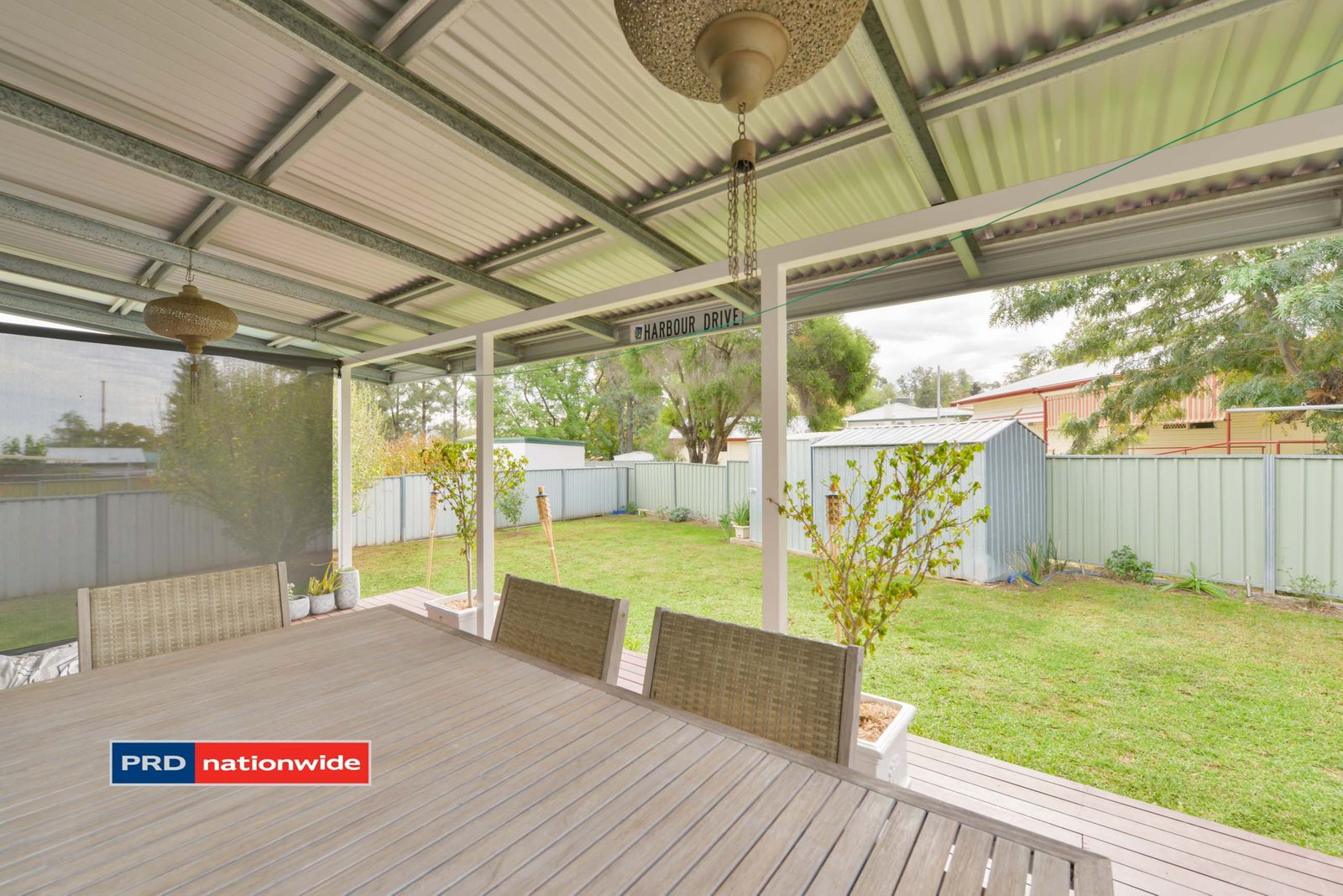 210 Johnston Street TAMWORTH 9