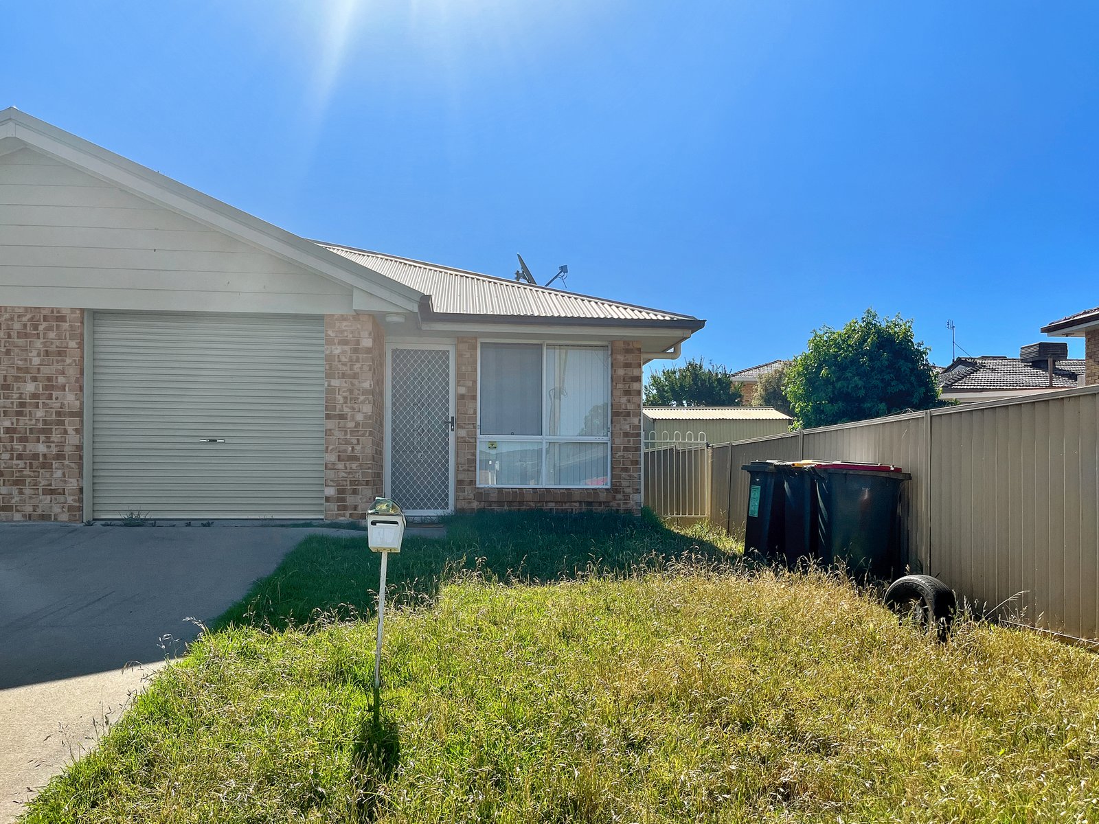 2/10 Karwin Street TAMWORTH 1