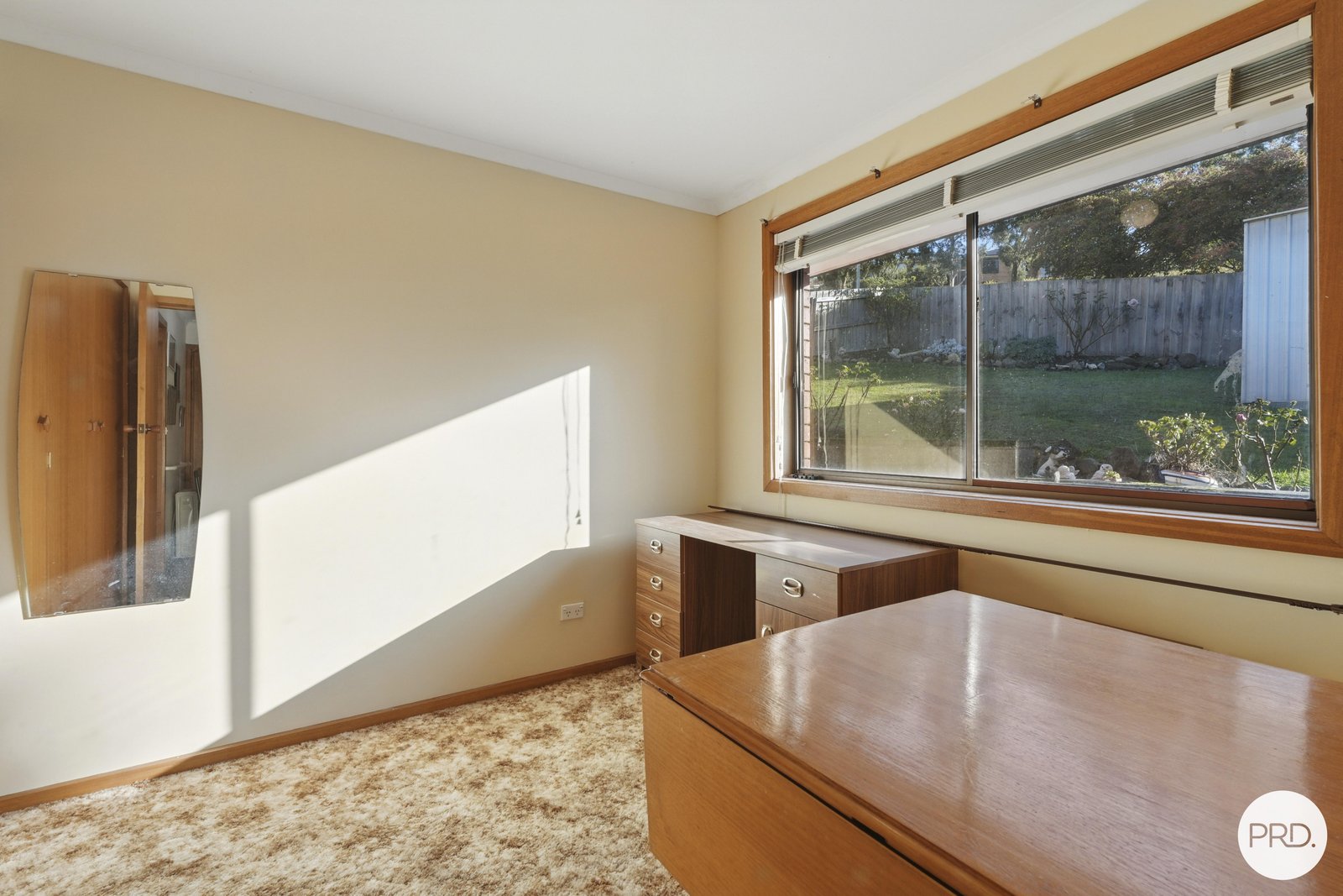 2/10 Kilander Crescent BERRIEDALE 10