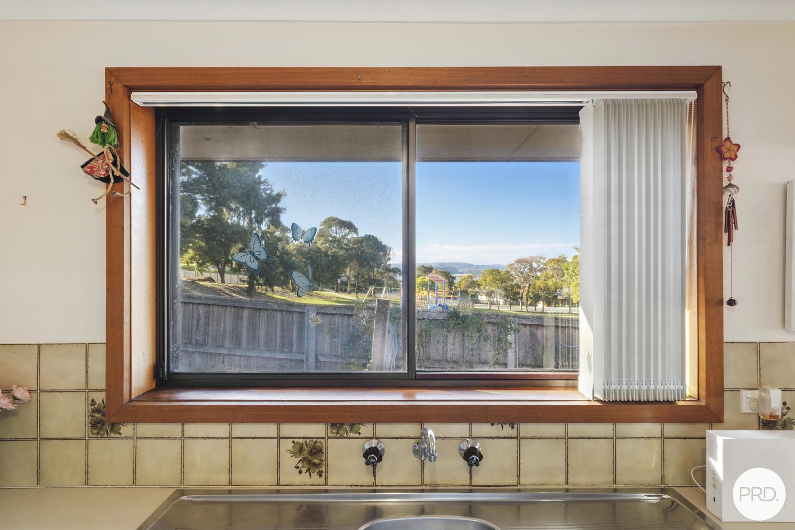 2/10 Kilander Crescent BERRIEDALE 17