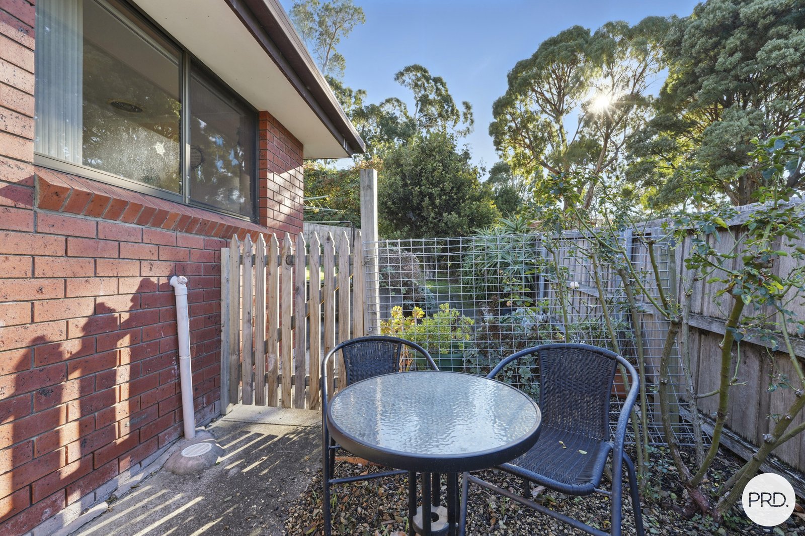 2/10 Kilander Crescent BERRIEDALE 26