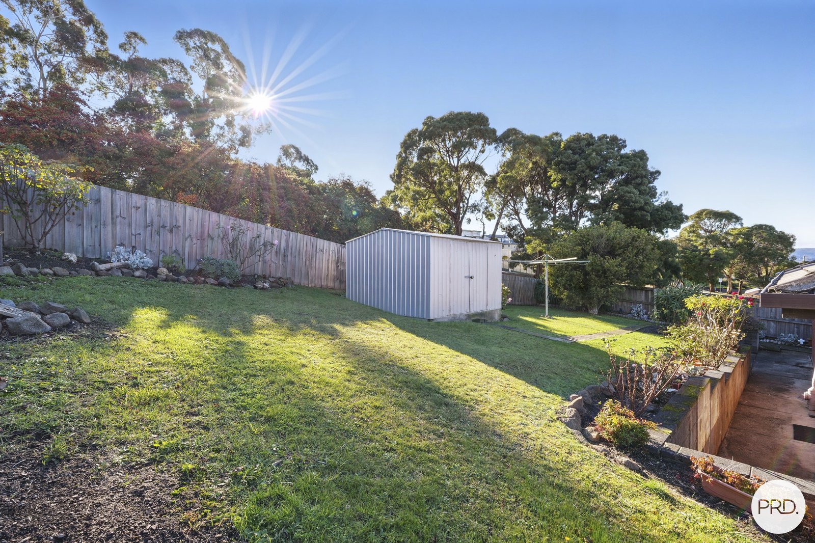 2/10 Kilander Crescent BERRIEDALE 28