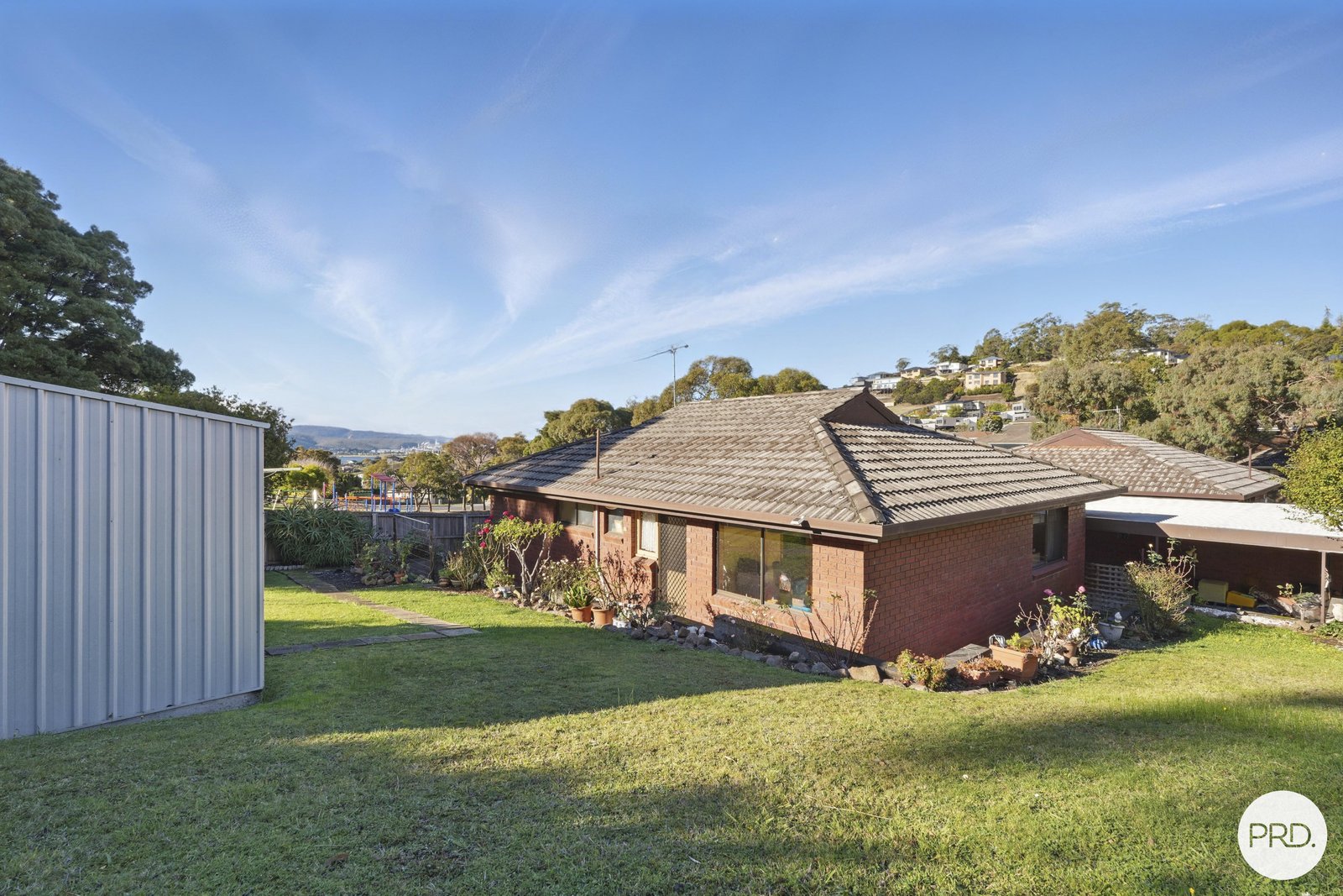 2/10 Kilander Crescent BERRIEDALE 31