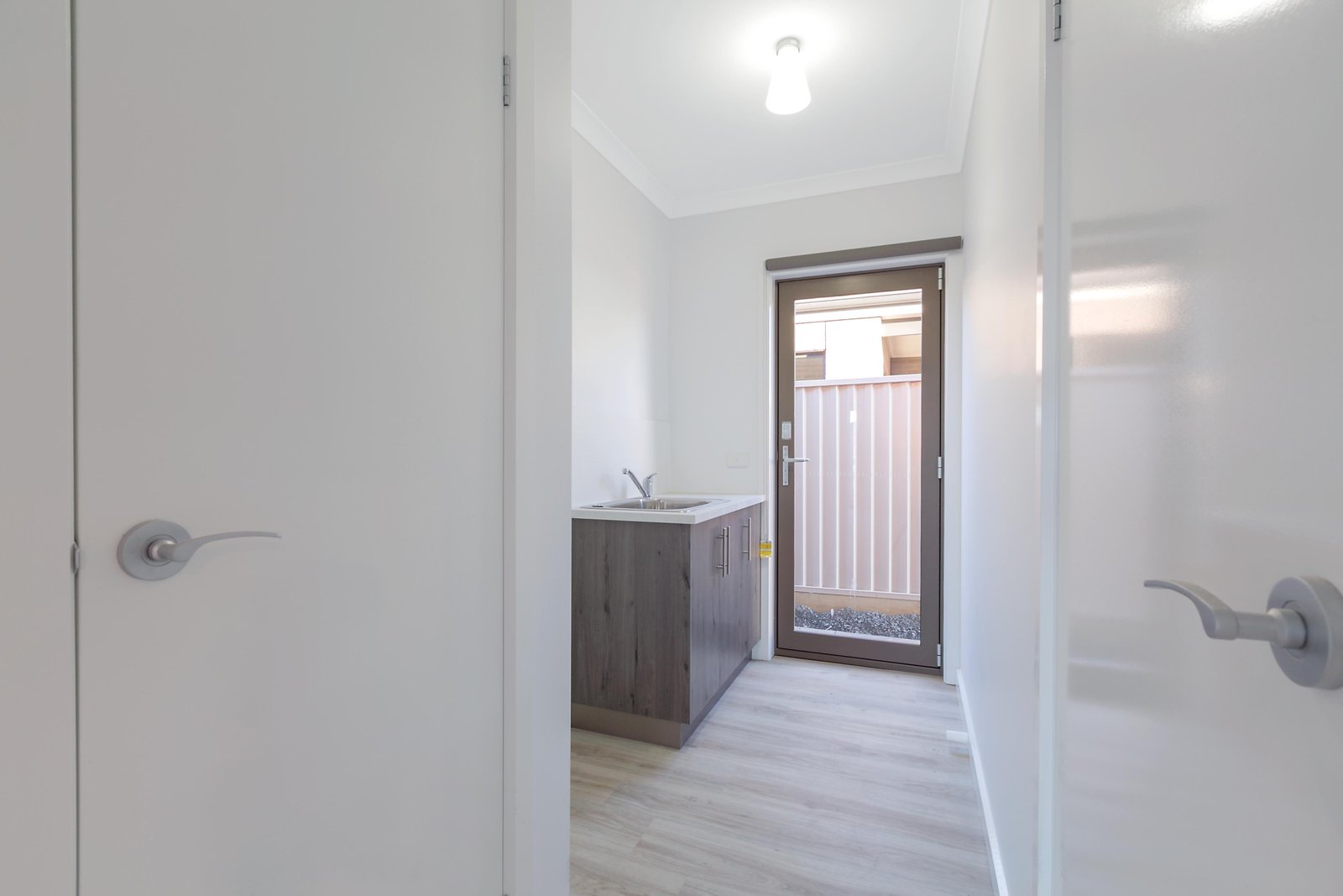 210 Kossuth Street SEBASTOPOL 9