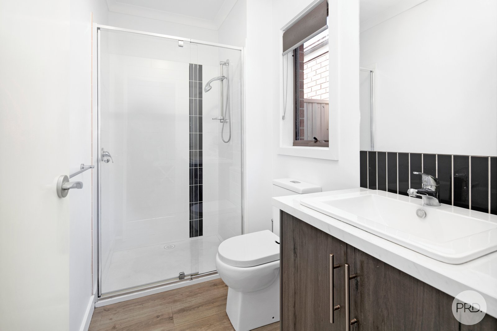 210 Kossuth Street SEBASTOPOL 5