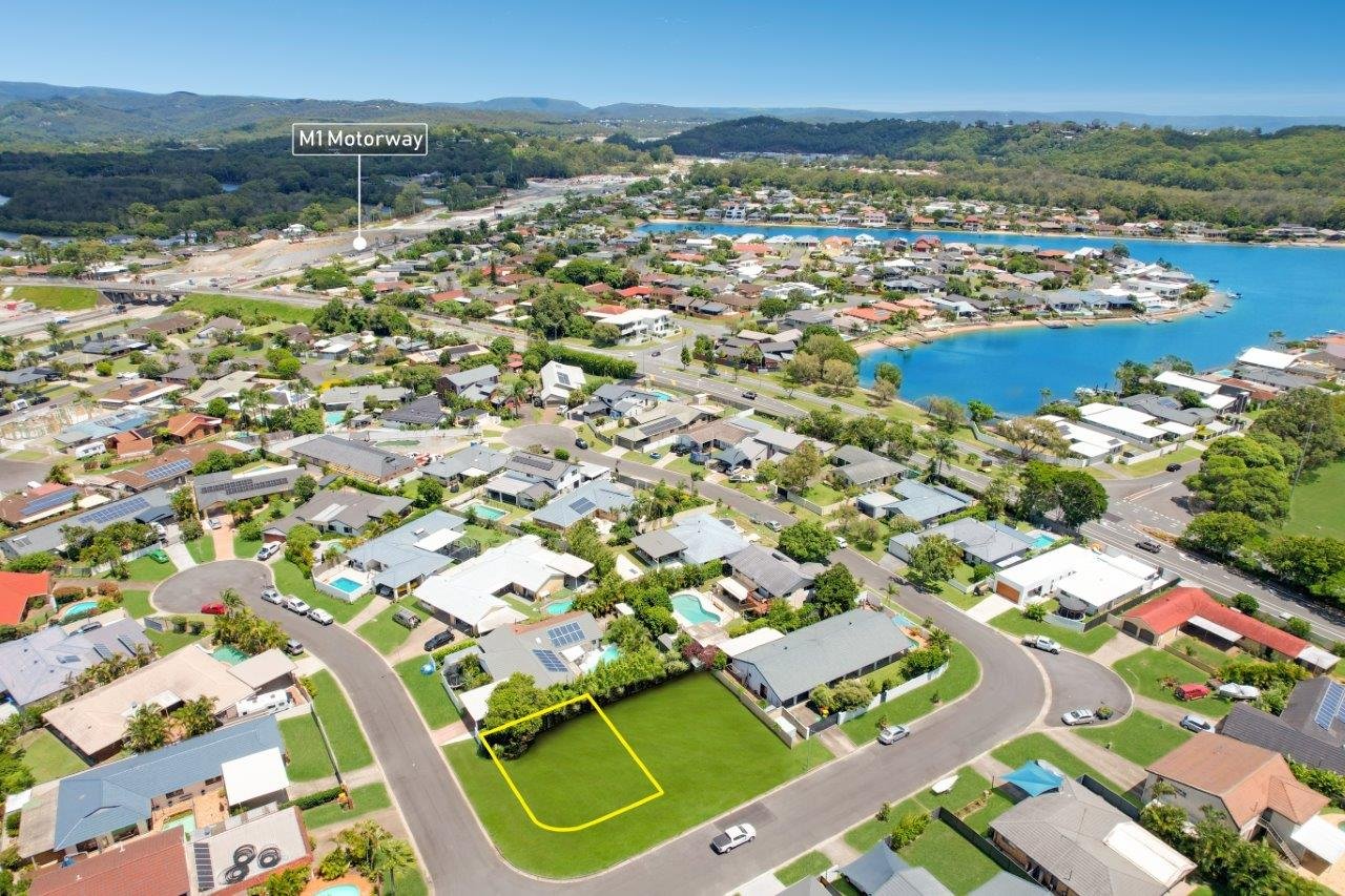 2/10 Kurrajong Court PALM BEACH 8