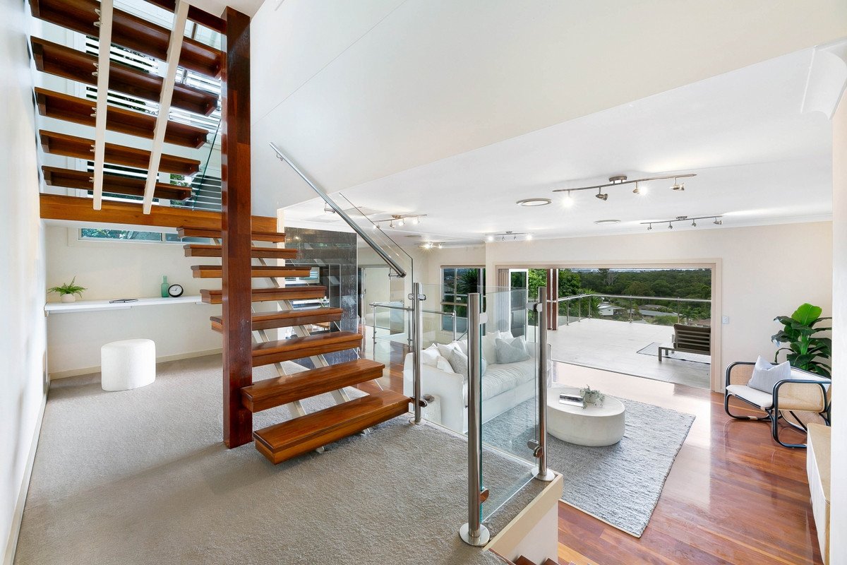 2/10 Laceflower Court REEDY CREEK 13