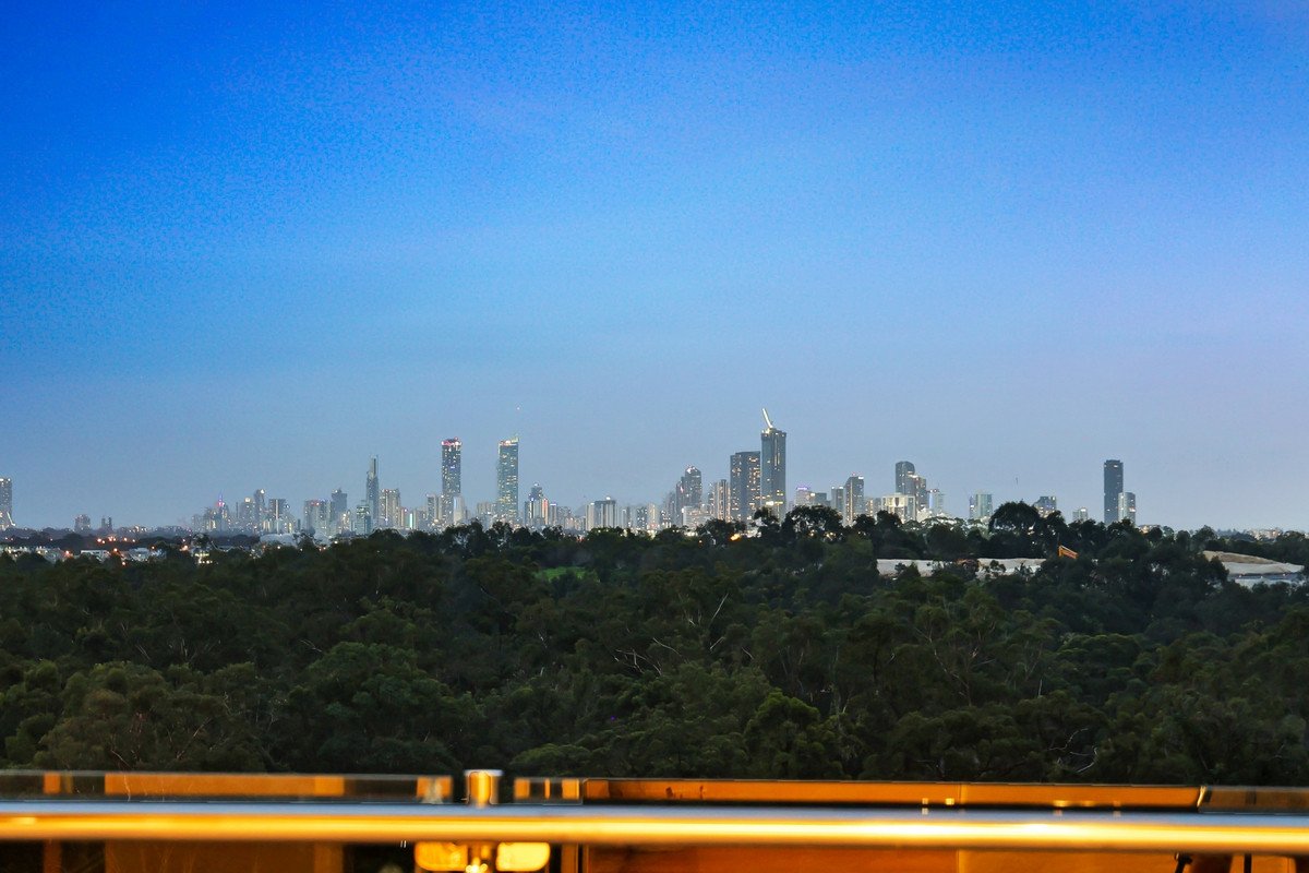 2/10 Laceflower Court REEDY CREEK 20