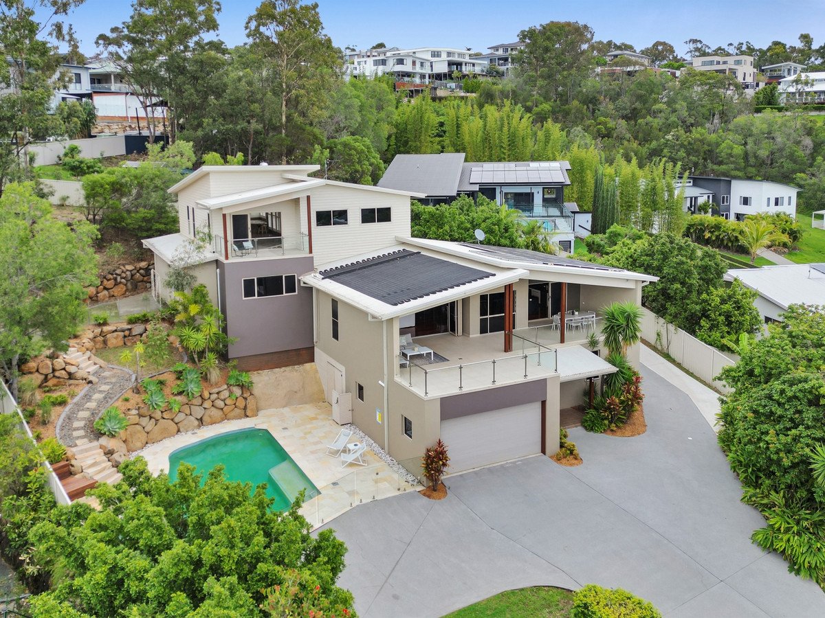 2/10 Laceflower Court REEDY CREEK 30