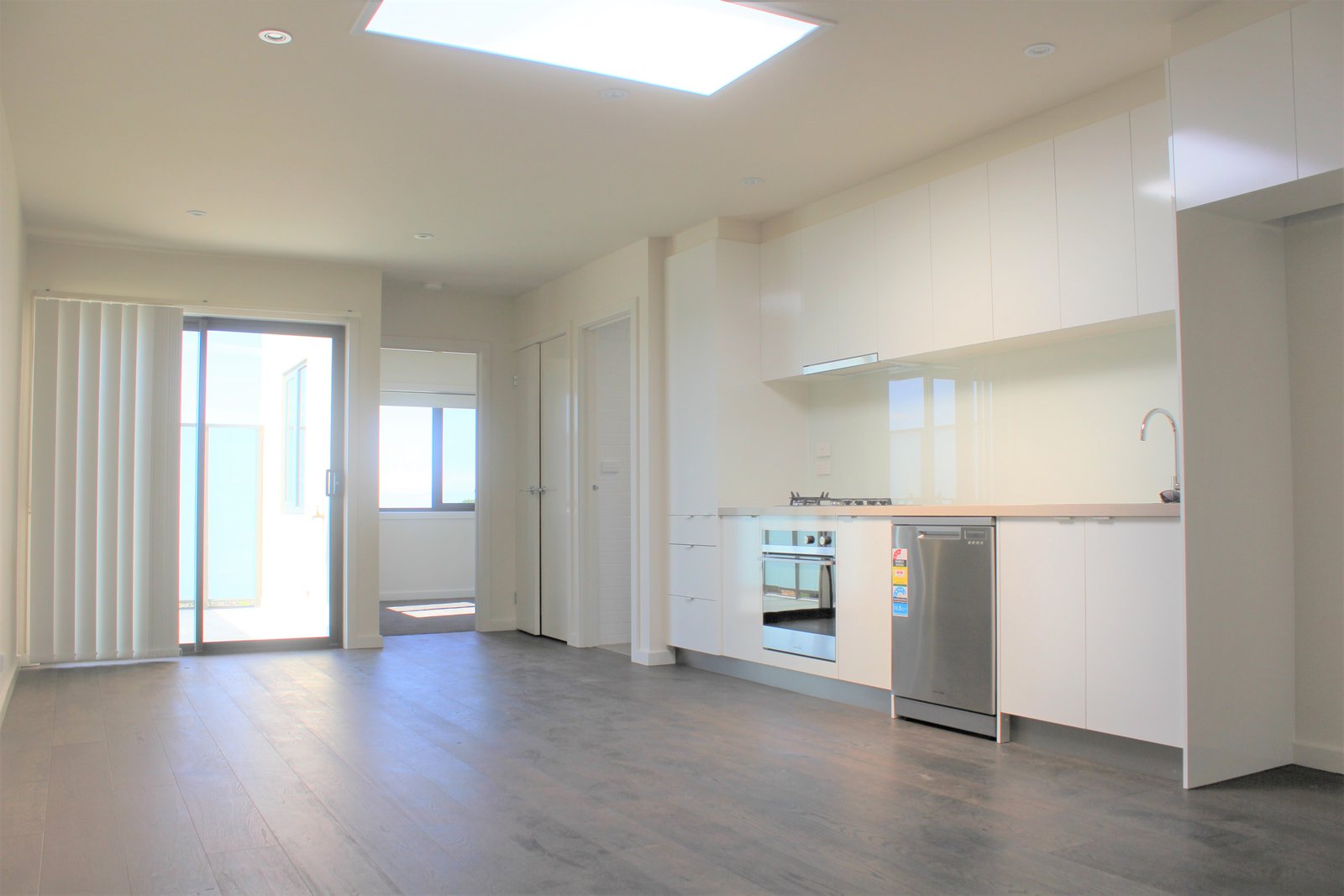 Gallery: 2/10 Lawson Street
