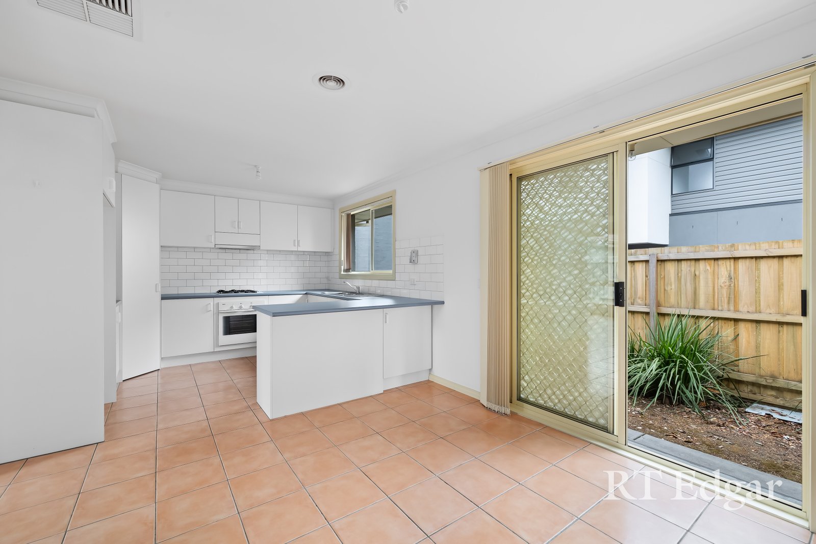 Real Estate and Property in 2/10 Lawson Street, Reservoir, VIC